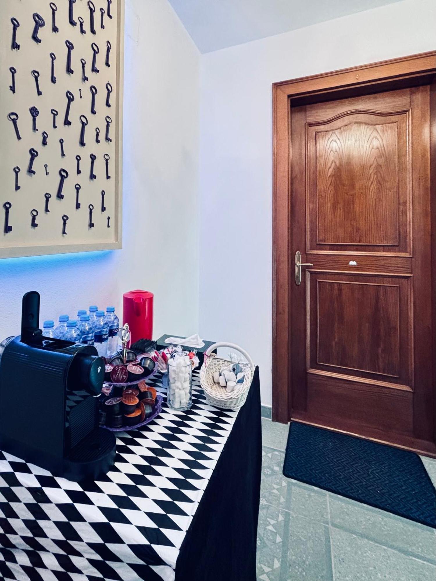 Poet'S Theme Room, Free Parking Karlovy Vary Extérieur photo